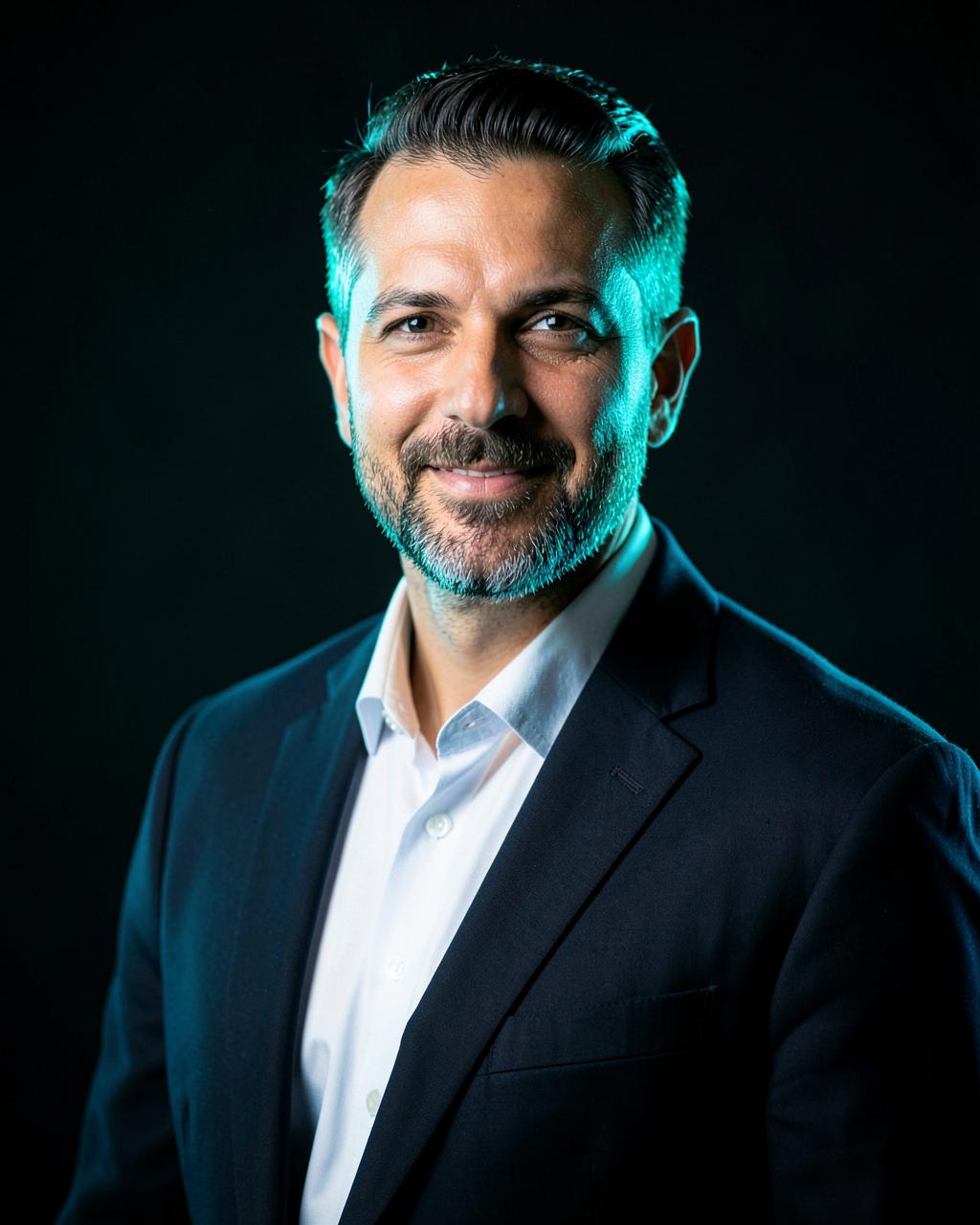 Retrato de Dr. Adrián Vélez